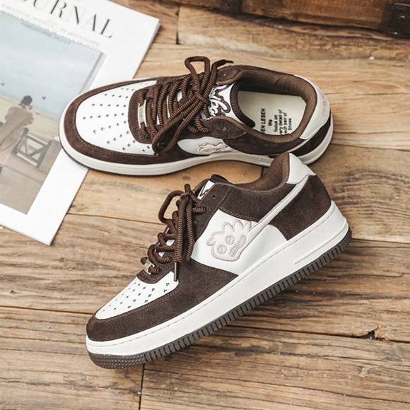 Shoes - Picture 2 of 3